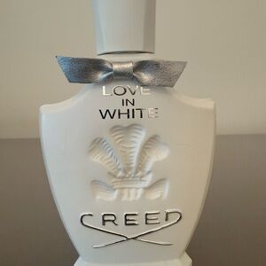 Creed Love in White - White with Silver Accent